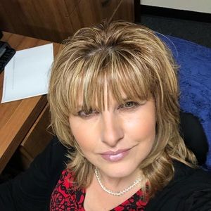 Meet your Posher, Brandi